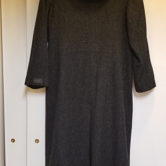 Ladies Maxi Coat - Picture 6 of 10